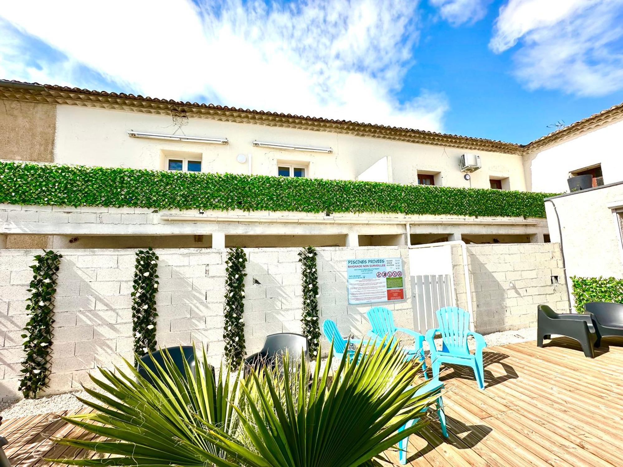 Les Appartements Du Mas - Emeraude Aigues-Mortes Exteriör bild