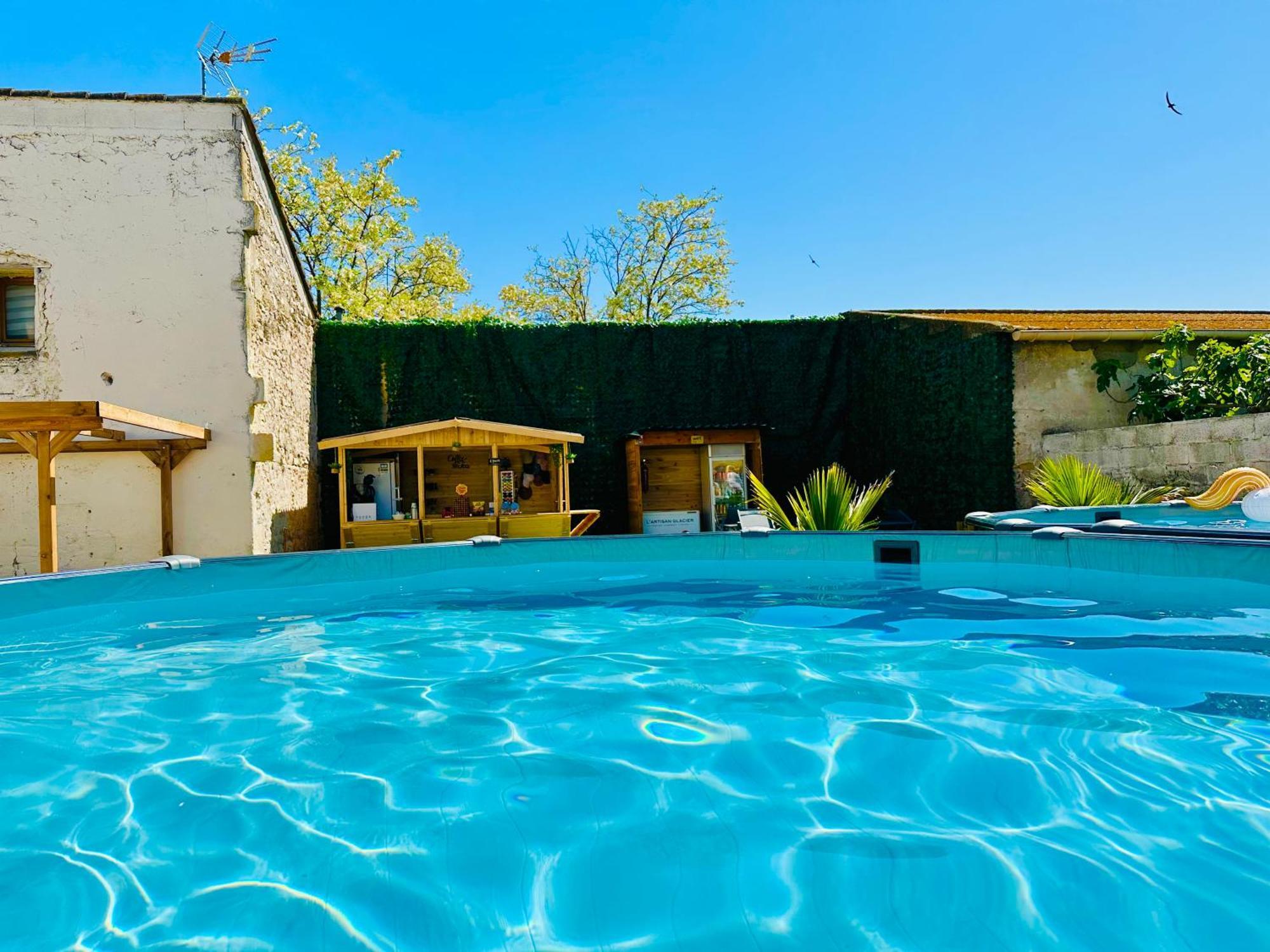 Les Appartements Du Mas - Emeraude Aigues-Mortes Exteriör bild